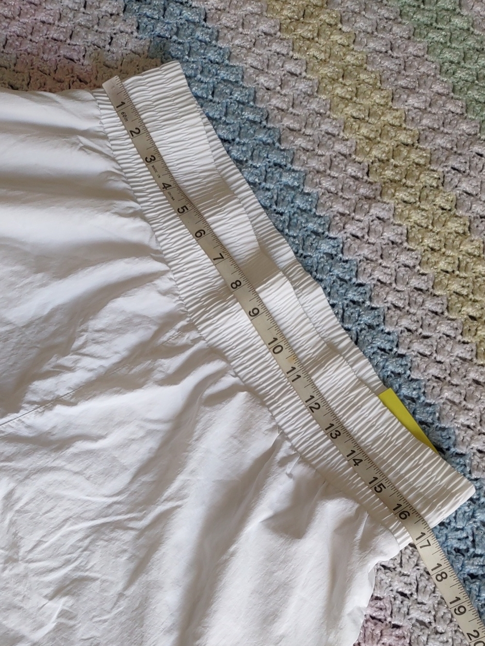 All In Motion Large White High Rise Crinkle Short - Picture 6 of 16